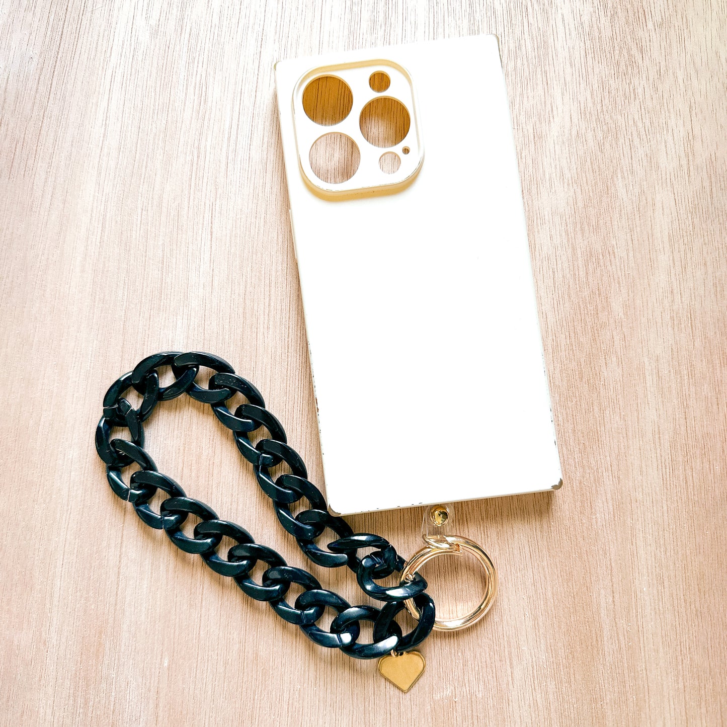 black acrylic link phone bracelet with phone case