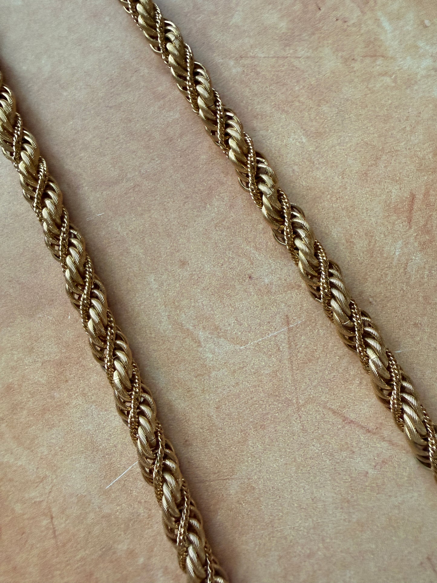 Vintage Necklace 001