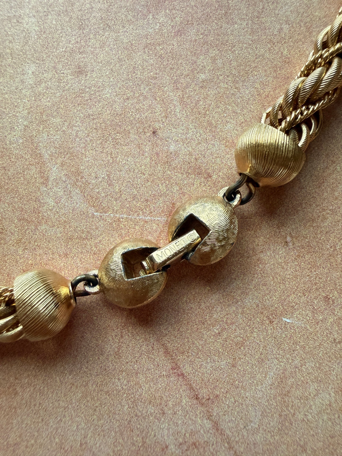 Vintage Necklace 001