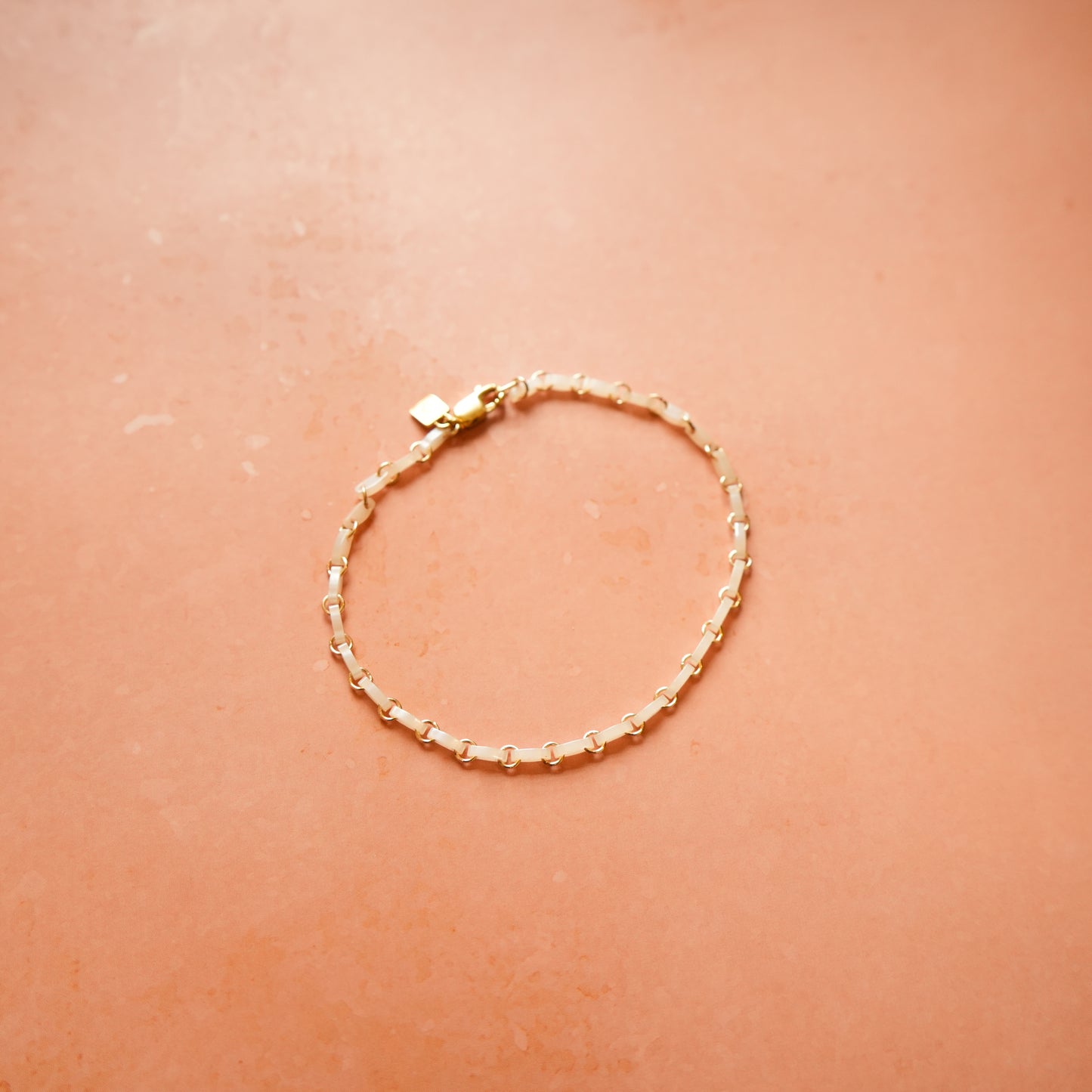 Grace Bracelet - Pearlesque
